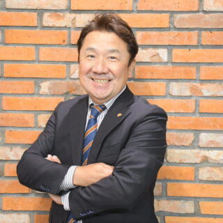 S.Yanase（民間営業部）