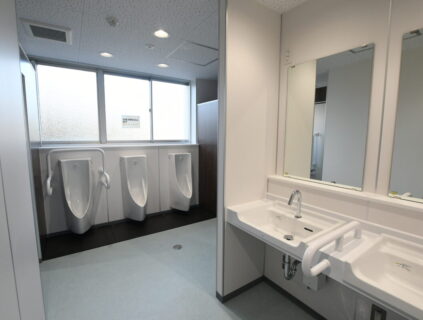 藤沢中学校トイレ洋式化改修工事