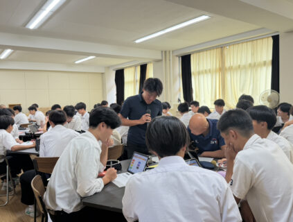 埼玉県立大宮科学技術高等学校にて出前授業を行いました。